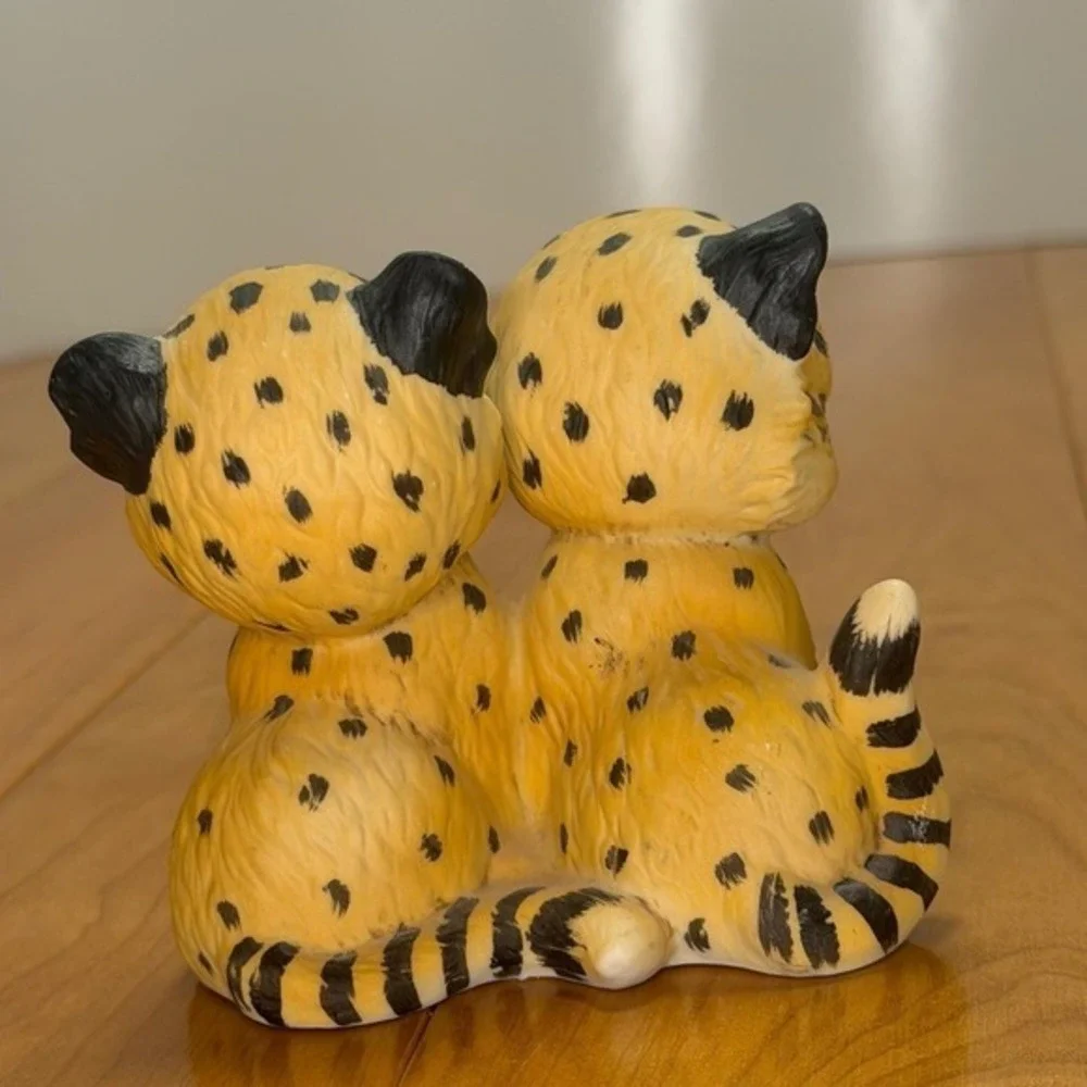 Vintage 1984 Enesco Endangered Young'uns Cheetah Cub Figurine – Morehead Mexico